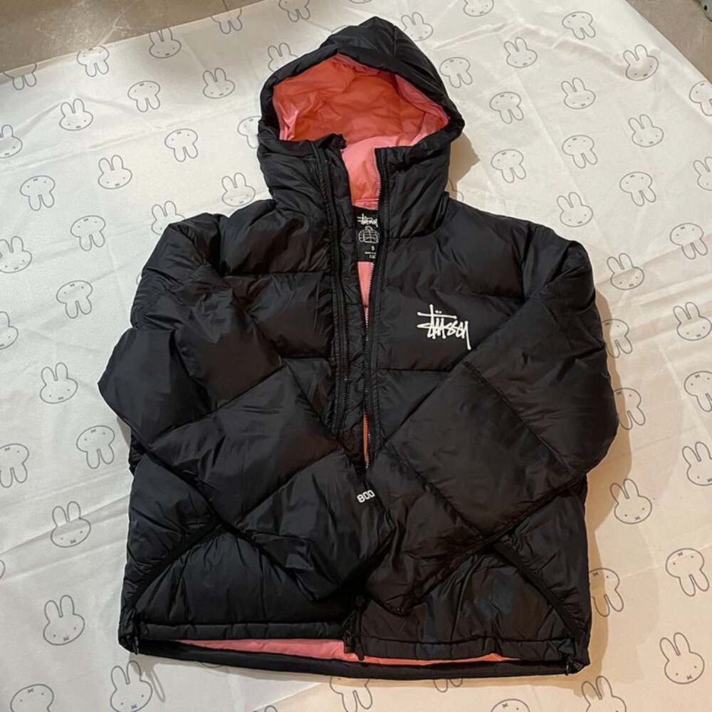 Stussy zip-up hooded cropped down jacket